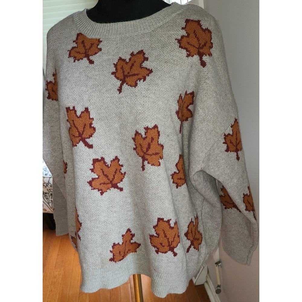 Maurices Oversize Crew Neck Sweater Gray Maple leaf pattern Fall Y'all! Sz 2XL